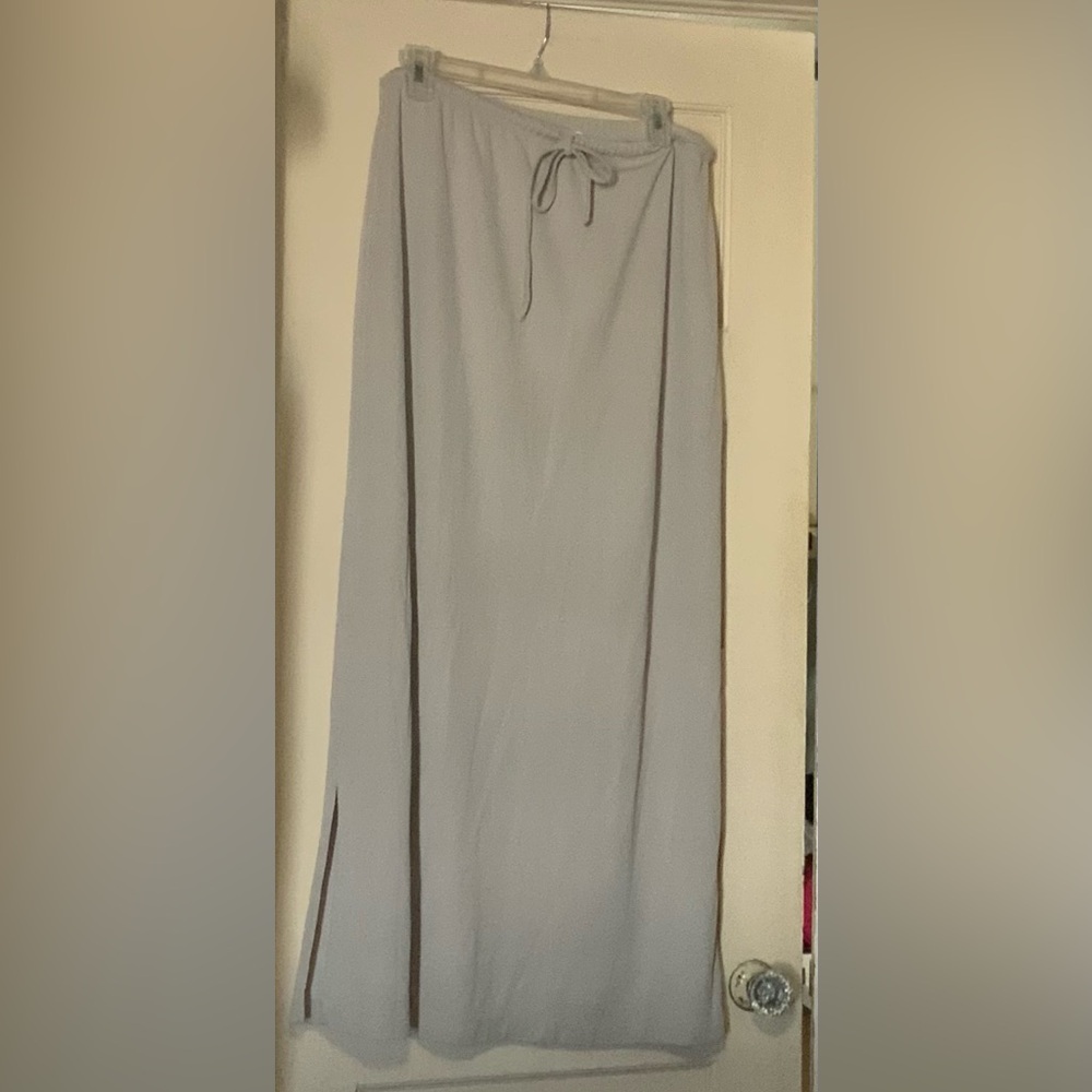 Cherokee light beige V-Neck Women's Top & skirt